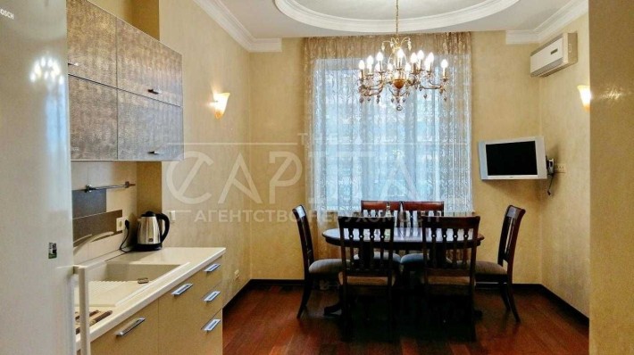 оренда автономної квартири вул. Євгена Коновальця, 32г з паркомісцем - фото 1