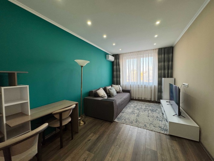 Оренда двокімнатної квартири, Політехнічний інститут, Тбіліський, 1а - фото 1