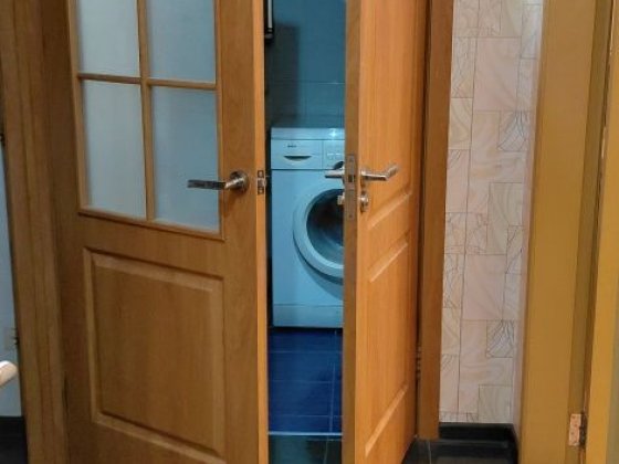 Здам в центрі  1 кімнатну квартиру 4 спальних місця  в приватному сект Полтава