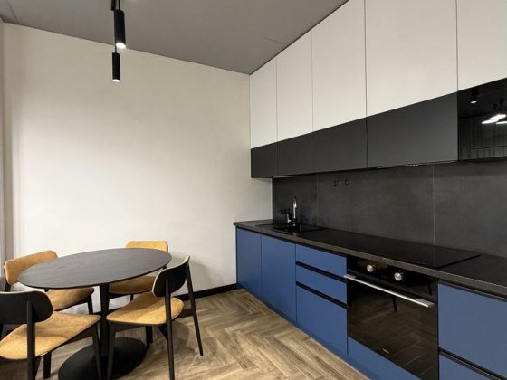 Оренда 1.5кім квартири. Жк Парк ленд. Є резервне живлення Ужгород