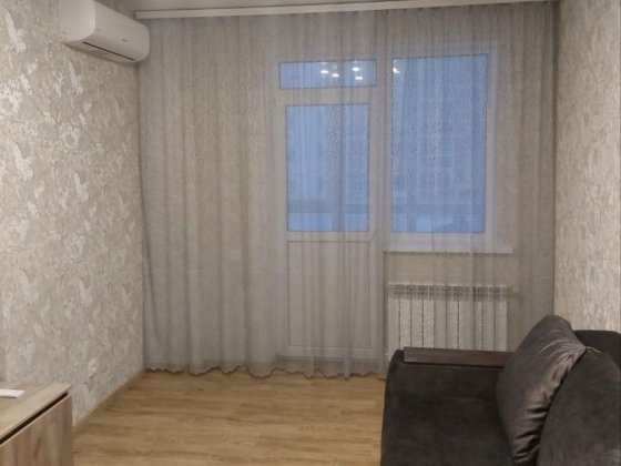 ЖК Пелюстковий  Браїлки все нове парковка у дворі Полтава