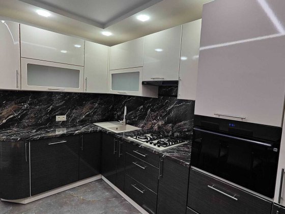 Оренда 2-кім. квартири з євроремонтом в ЖК Андорра Черкассы