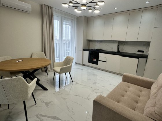 Здається в оренду 2 кімн. Кв. ЖК Б-4 Ужгород