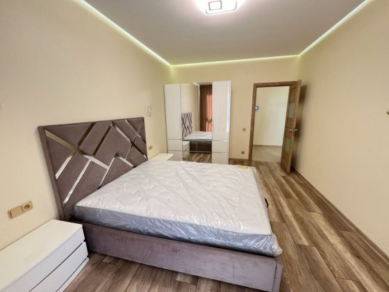 Оренда 1,5 к в одному з найкращих комплексів міста Легоцького ParkLand Ужгород