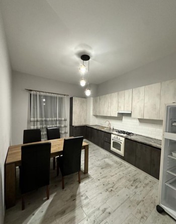 Оренда 71 м² | 2-кімнатна + гардероб | 3/3 поверх - фото 1