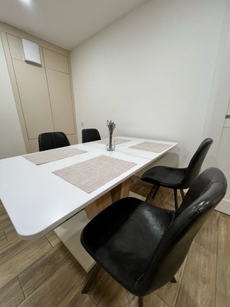 Здається в оренду 2-кімнатна квартира поруч з центром міста - фото 1