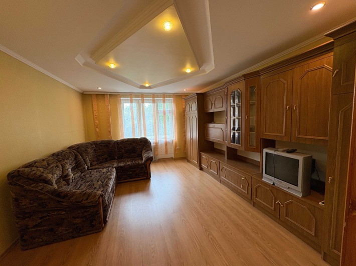 2-кімн. чешка Руська ремонт меблі техніка - фото 1