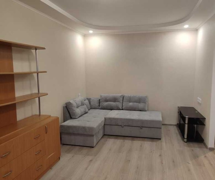 Квартира в центрі по вул. Хрещатик з ремонтом, меблями та технікою! - фото 1