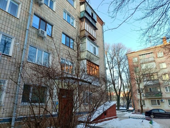 Центр. Площа. Світло не вимикають Чернігів