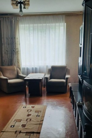 Сдам 1 комн Центр! Свет не отключают, 2 этаж! - фото 1