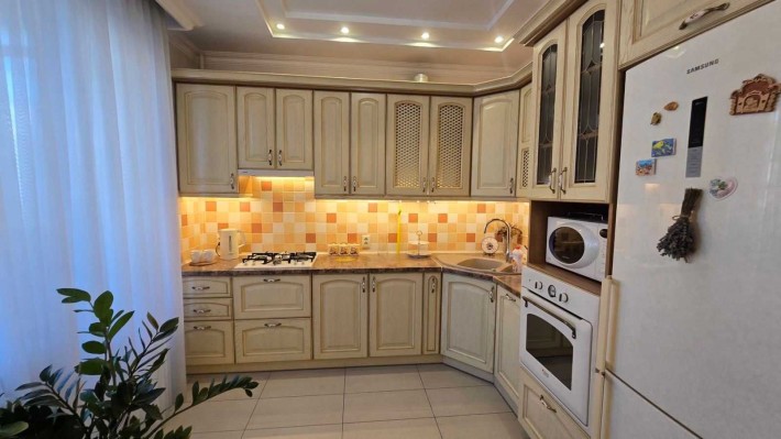 Оренда 3х кімнатної квартири р-н Авангарда - фото 1