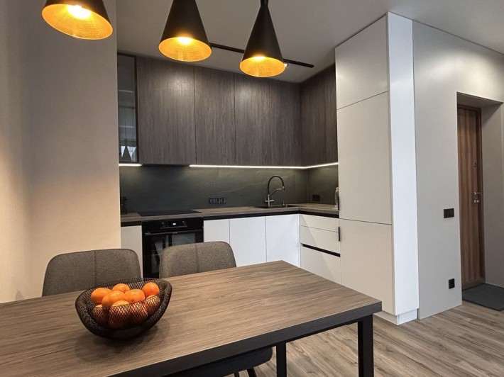 Перша здача! Євродвушка, Варшавський плюс - фото 1