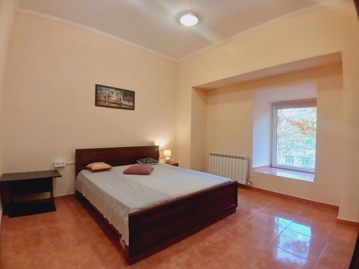 Центр! Золоті ворота! Майдан Незалежності! Мала Житомирська 20г - фото 1