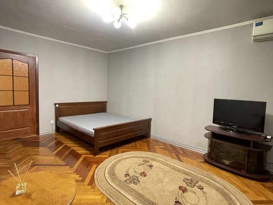 Оренда 1-к вул. Хорива 40/22 метро Контрактова пл. 5 хв! Поділ Киев