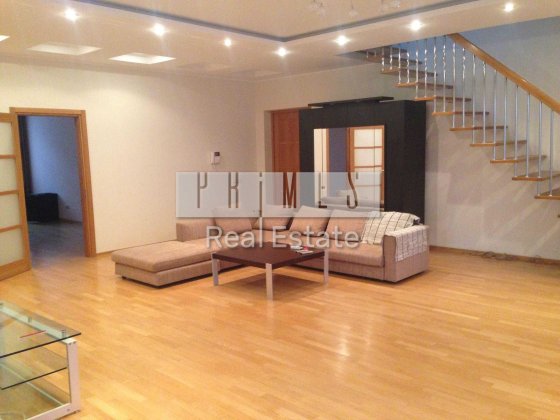 Оренда 5к дворівневої квартири без меблів, вул. Дарвіна, 4, Печерськ Киев