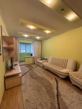 Оренда 3-к квартири Ахматовой 16,Дарницький БЕЗ КОМІСІЇ! ТЕРМІНОВО! - фото 1