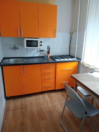 Двокімнатна біля метро Кловська, ТЦ Гуллівер, є газ! - фото 1