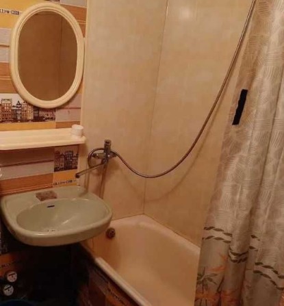 Здаю 1-кім.Квартира(Тепла) 31м2.Біля ринку(Все поруч) 4/5эт. Для сім’ї - фото 1