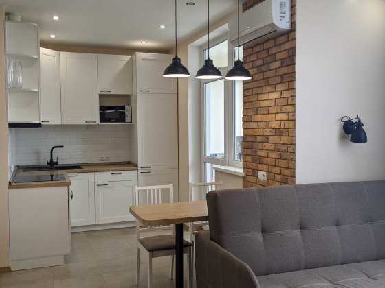 Оренда 1 кім. квартири студії. Метро Нивки. Вул. Олександрівська 1. Киев