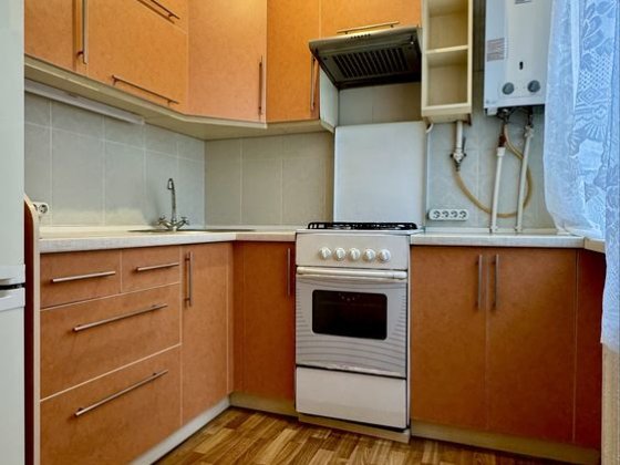 2к кв в оренду в центрі міста! Довгий термін Чернигов