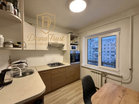 Довгострокова оренда 2к кв 52 м2 по вул. Мілютенка 11А Киев