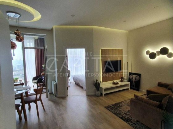 Оренда 1-к. квартири /Центр міста/ ЖК Ярославів град/47 м2/Є Генератор Киев