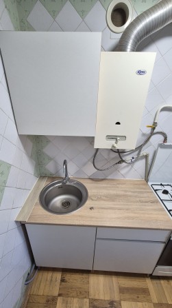 Здаю 2 кім квартиру Юності низ - фото 1