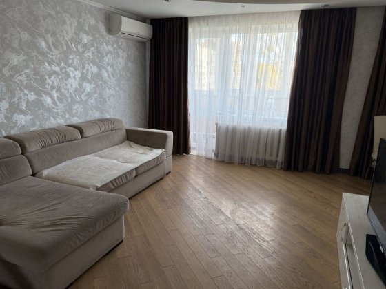 Здається трикімнатна квартира укомплектована на Богунії Житомир