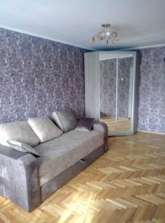 Сдам отличную квартиру в центре города на малом рынке - фото 1