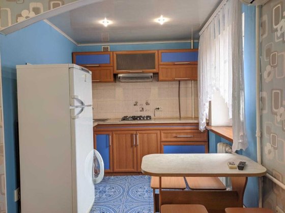 Звільняеться з 14 лютого! 2-кім. в Центрі Запоріжжя