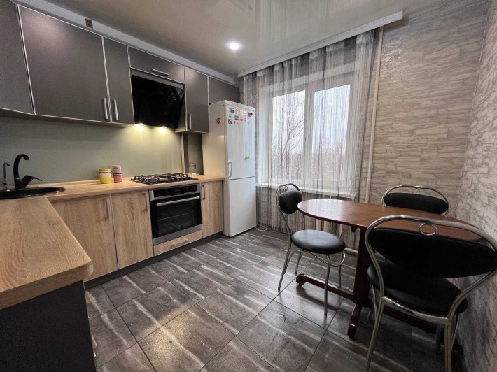 Сдам 2х комнатную квартиру проспект Моторостроителей - фото 1