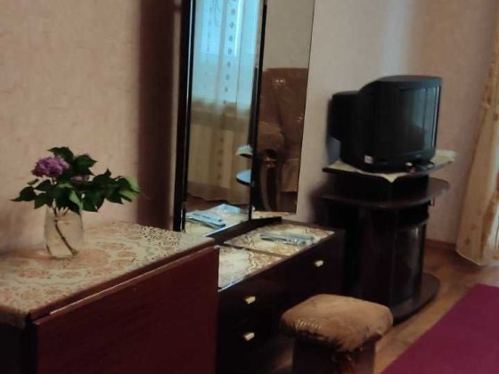 Сдам 1 квартиру на 12 Апреля в районе "старого манежа" Запорожье