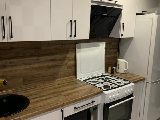 Здається чудова 2 Кімнатна Житній Ринок Житомир