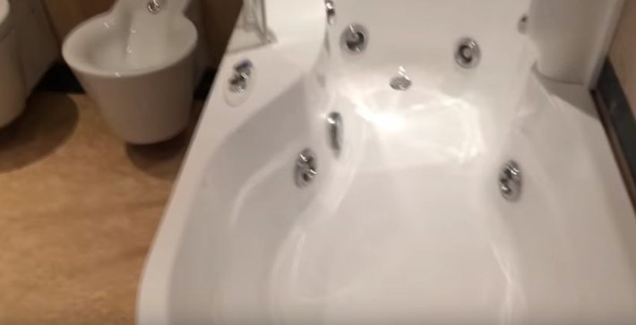 Сдам 3-х кварт в центре можно для 4 -5 мужчин можно на 1 мес и больше - фото 1