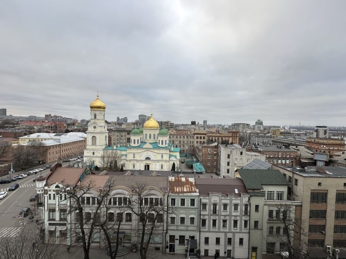 Сдам 4-к кв с супер локацией  г Днепр , по ул Грушевского / Шевченка - фото 1