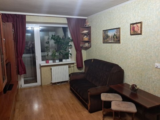 Здам свою однокімнатну квартиру  на 12 кварталі Дніпро