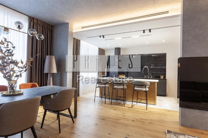 Новопечерські липки, Верхогляда, 220м2, Дизайнерський ремонт. - фото 1