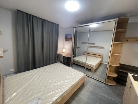 Оренда 1 к квартири метро Харківська Ревуцького 40Б Киев