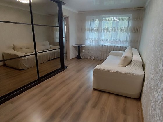 Гарна двокімнатна квартира Житомир