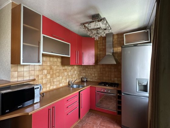 Велика 2к. Космос р-н парка, 7/9 Запорожье