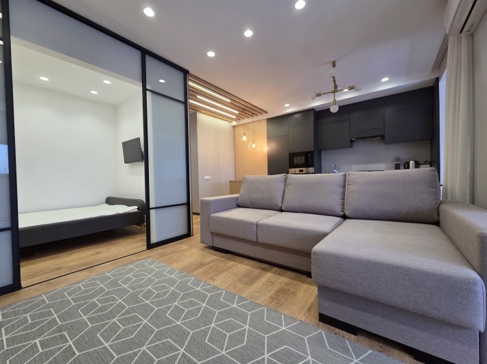 1к ЖК Атмосфера, Независимости 26, р-н Титова - фото 1