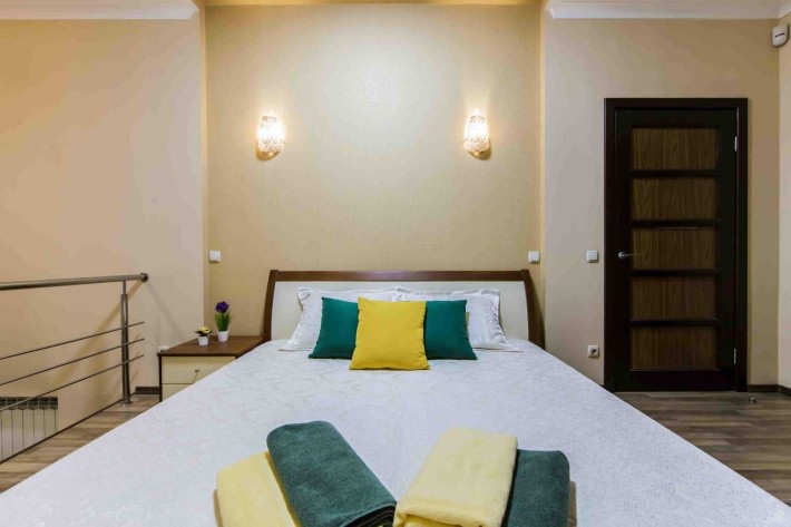 Оренда 3 кімнатної квартири вул Леонтовича 1 м Університет - фото 1