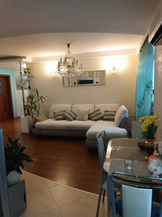 + Сдам 2 ком.квартиру ул.Чумаченко 12000 гр.+ ком.усл. - фото 1