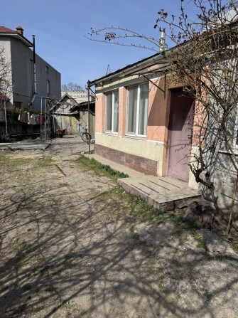 Сдам полдома по улице Приморская с мебелью - фото 1