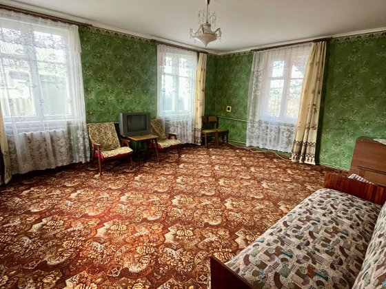 Здається будинок м. Ромни Ромны