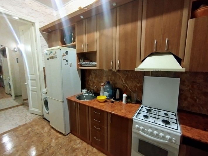 Центр . Оренда частини будинку 60м². Окремий двір - фото 1