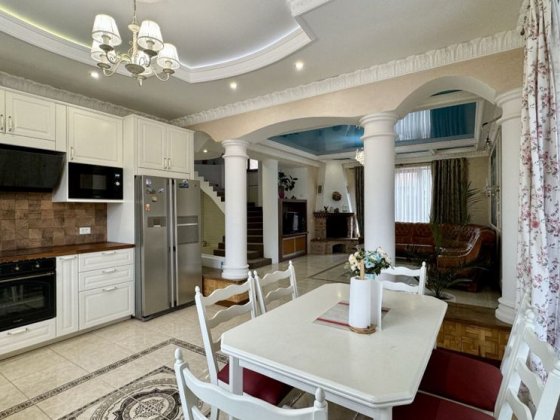 Оренда будинку 4кім з великим підвалом!Novus,школа поруч! Буча