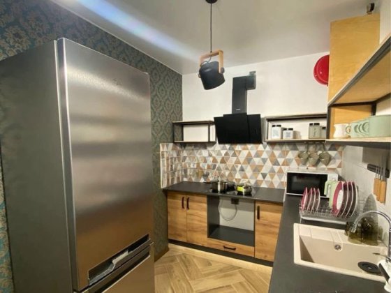 Оренда будинку в Кривому Розі на Бажанова