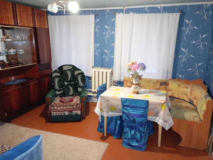 Оренда затишного будинку в СМТ Радущне - фото 1