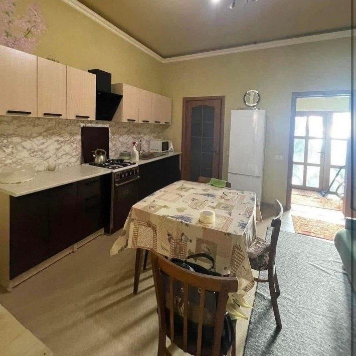 2-к 5-Я Школа , Часть дома - фото 1